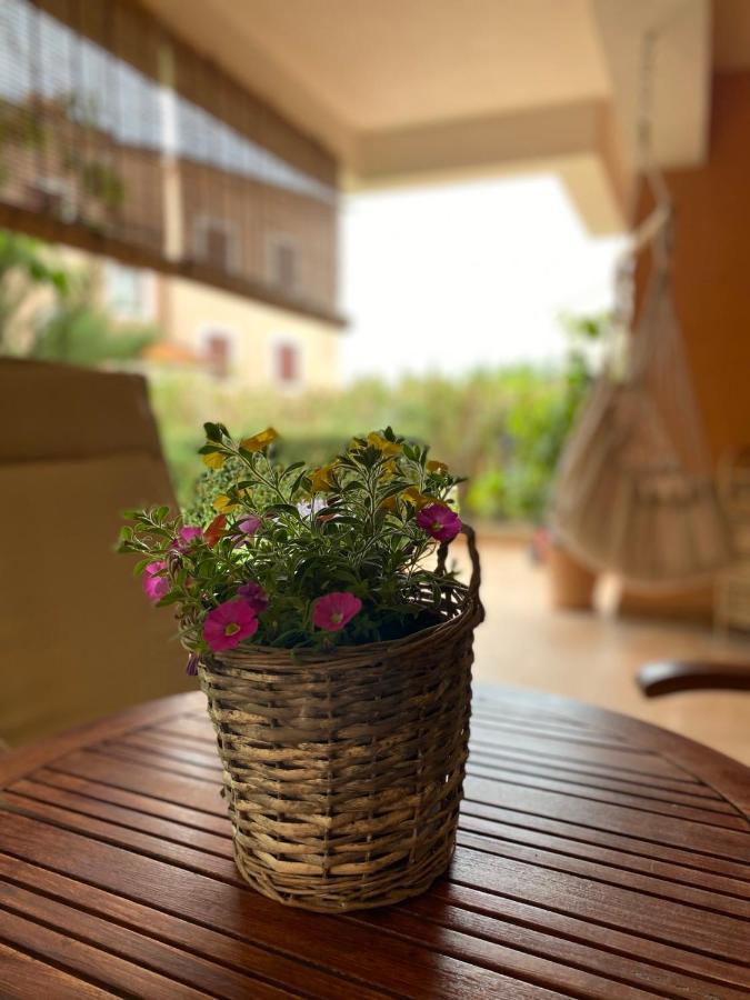 Apartman Rose-2025 Renovated Garden View โปเรช ภายนอก รูปภาพ