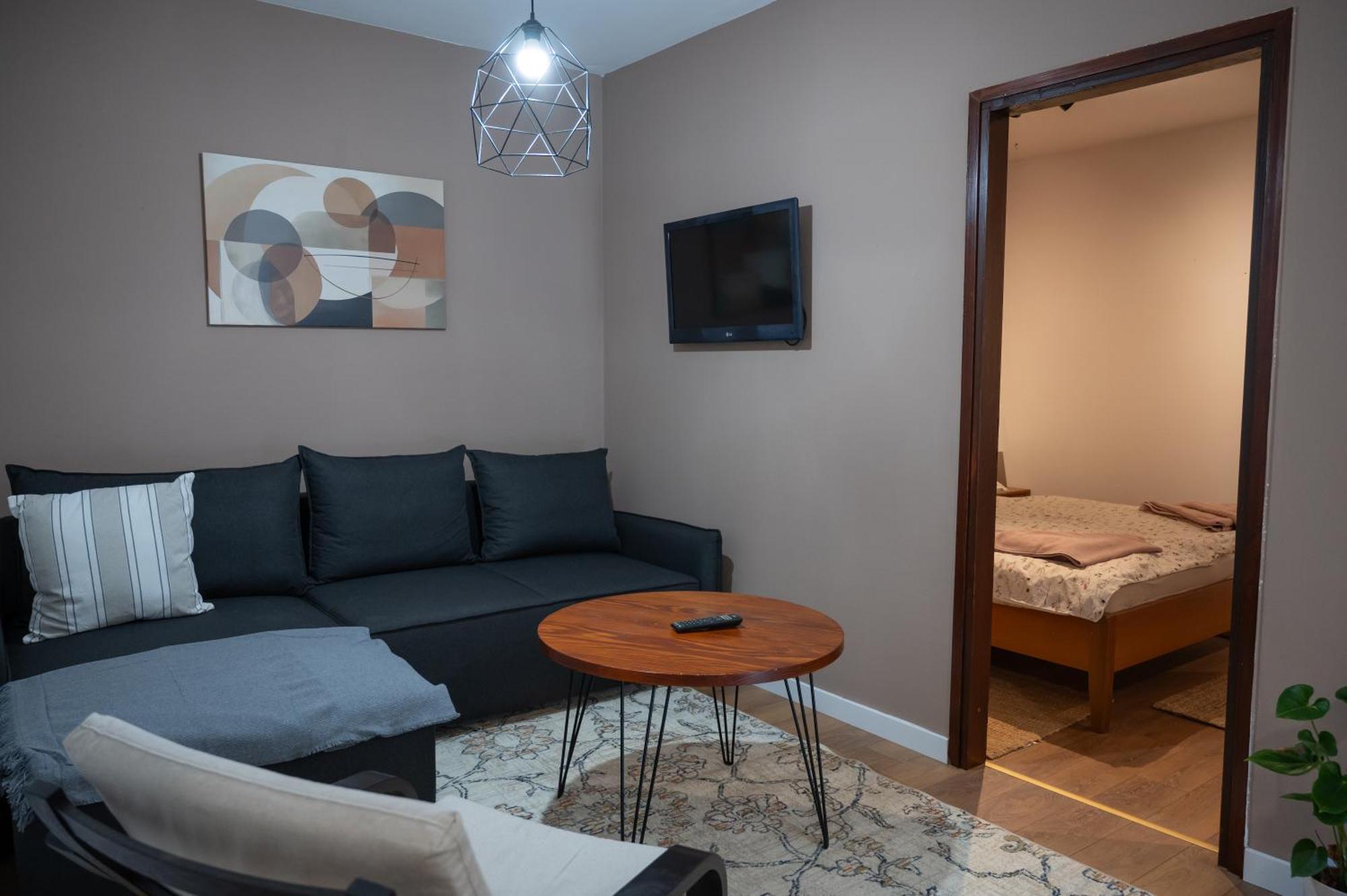 Apartman Rose-2025 Renovated Garden View โปเรช ภายนอก รูปภาพ